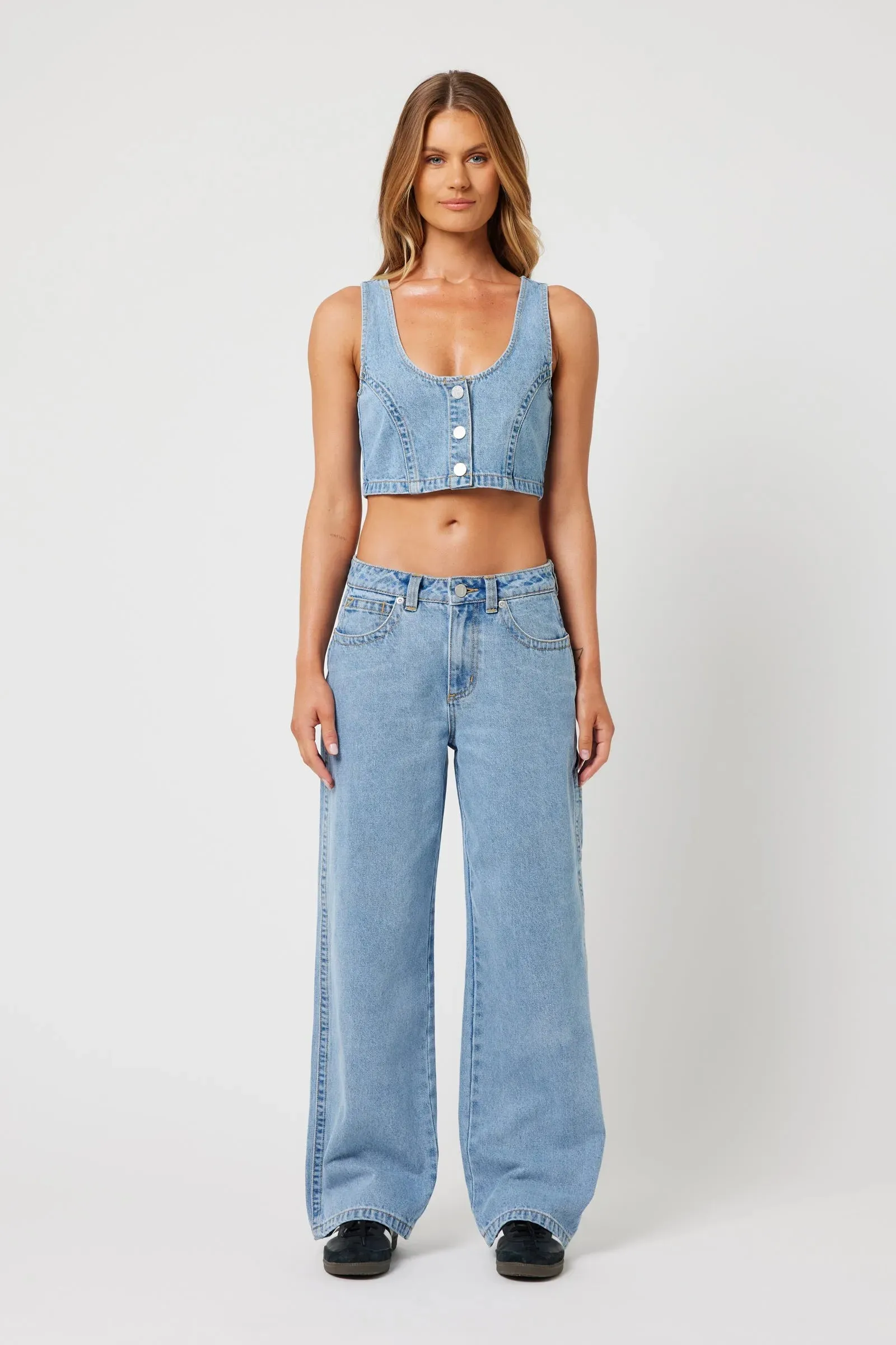 Abrand X Ripcurl Collab 95 Mid Baggy Jean - Ariane - Light Vintage Blue
