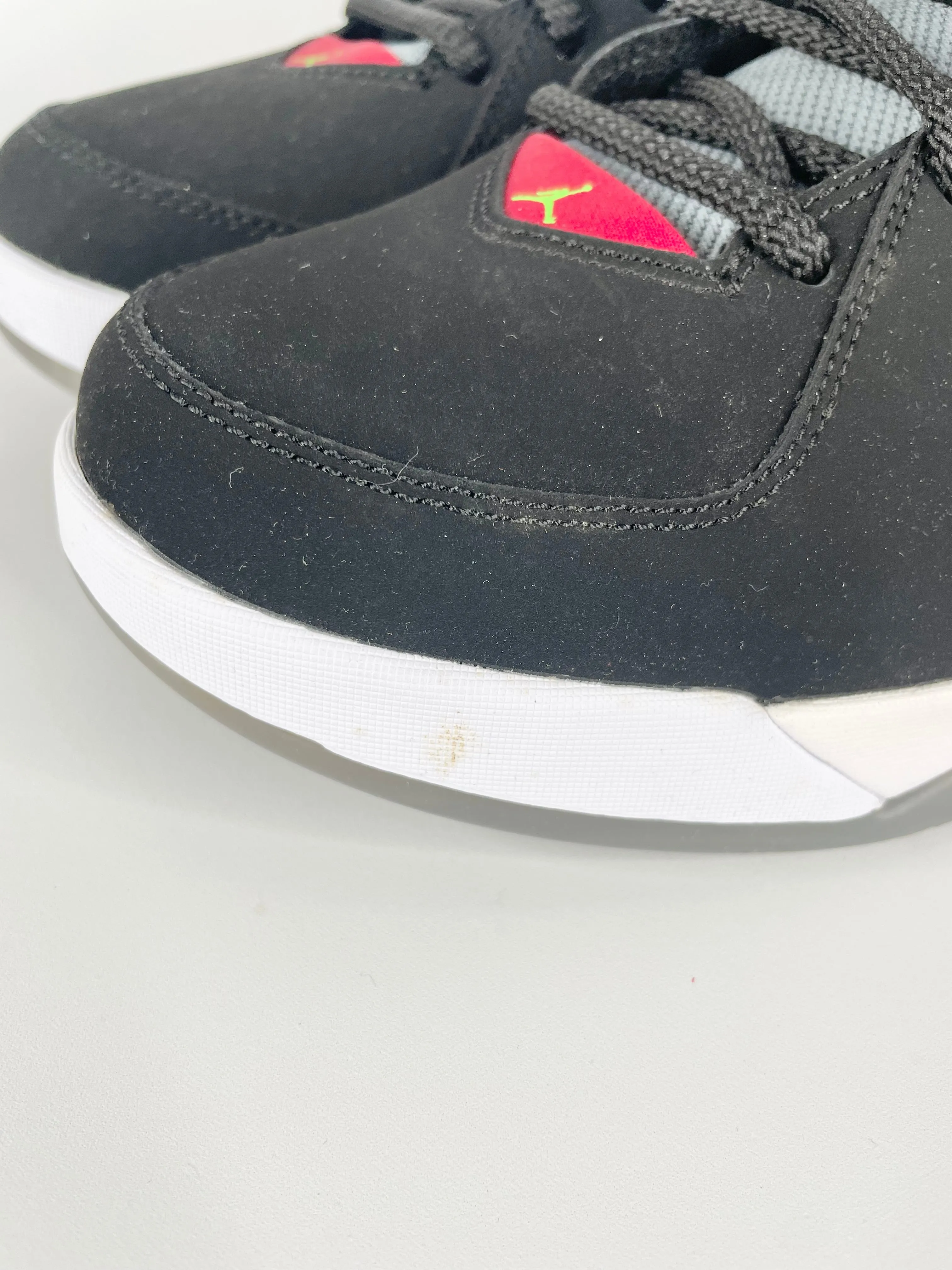 Air Jordan Incline Black, Green, Pulse Grey & Gym Red Sneakers - EU44