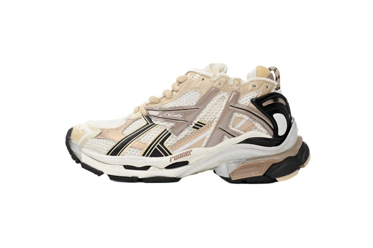 Balenciaga Runner Beige Sneaker
