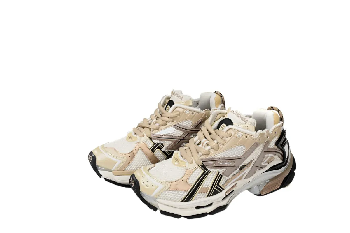 Balenciaga Runner Beige Sneaker