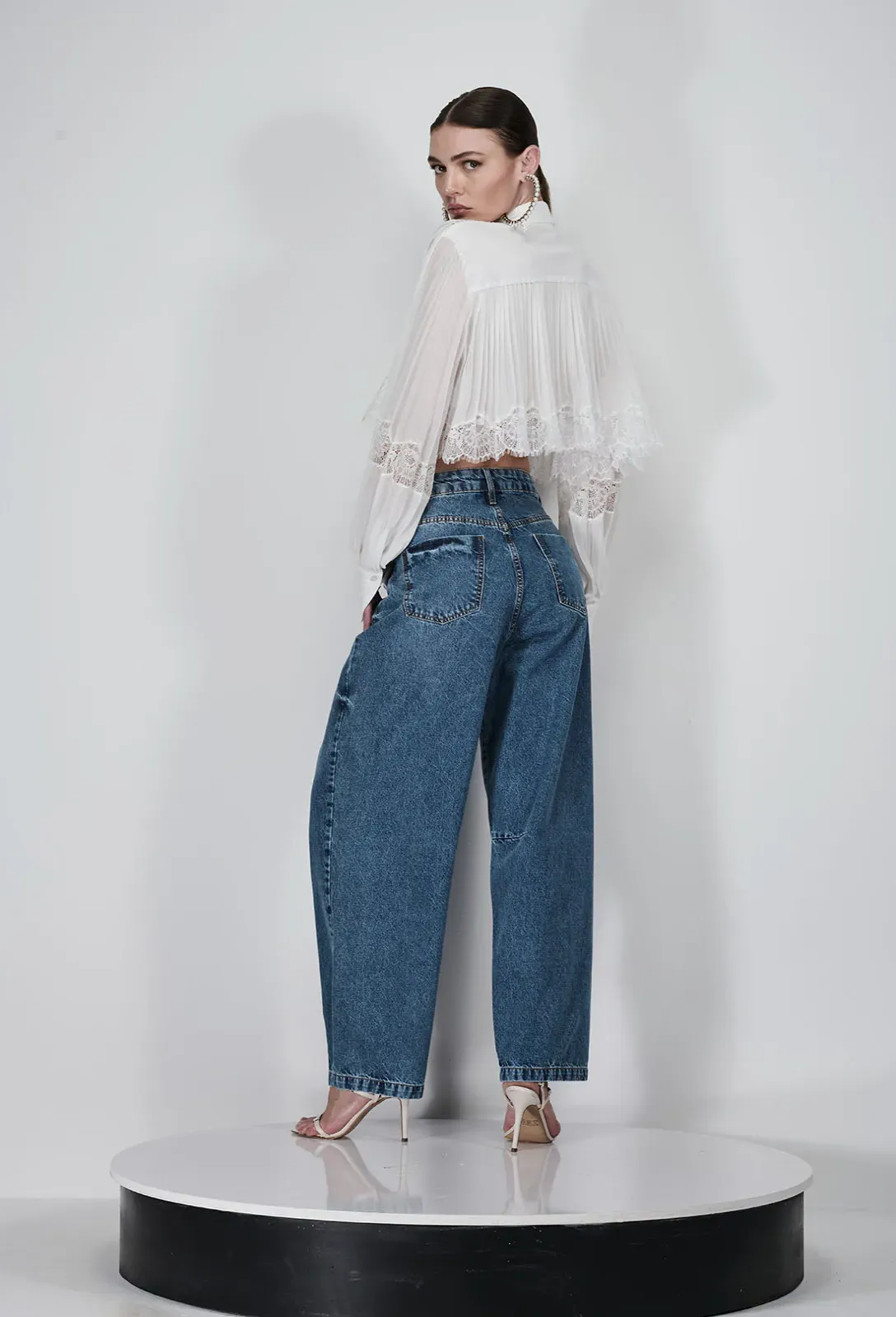 Barrel Jeans