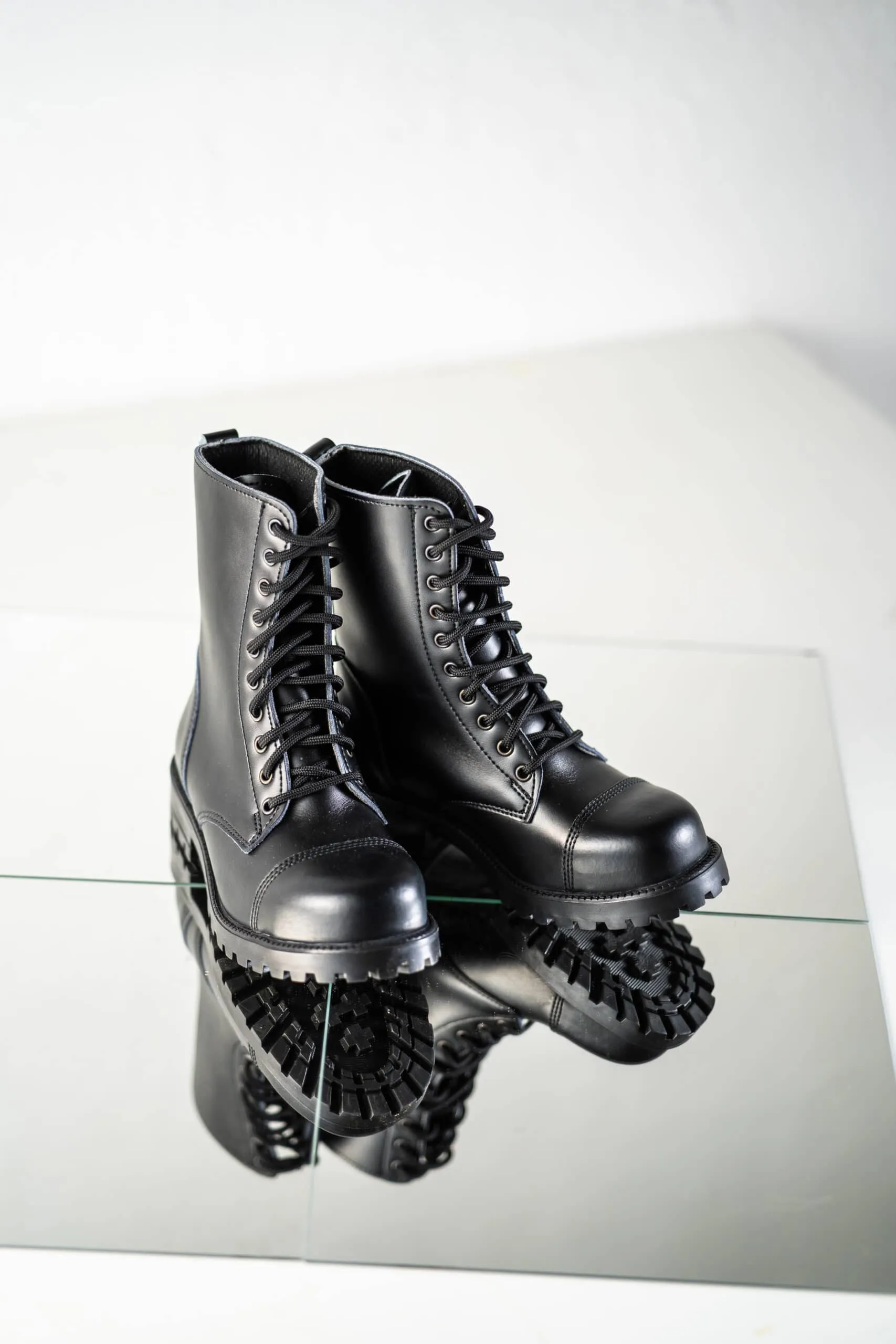 Boots - 511 - Black