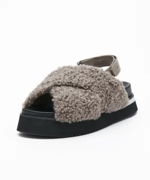 Chunky Sole Boa Sneakers - Gray