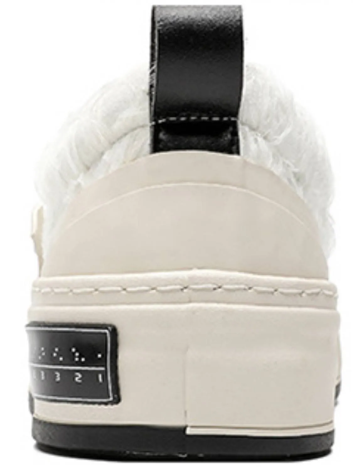 Contrast Label Skate Shoes