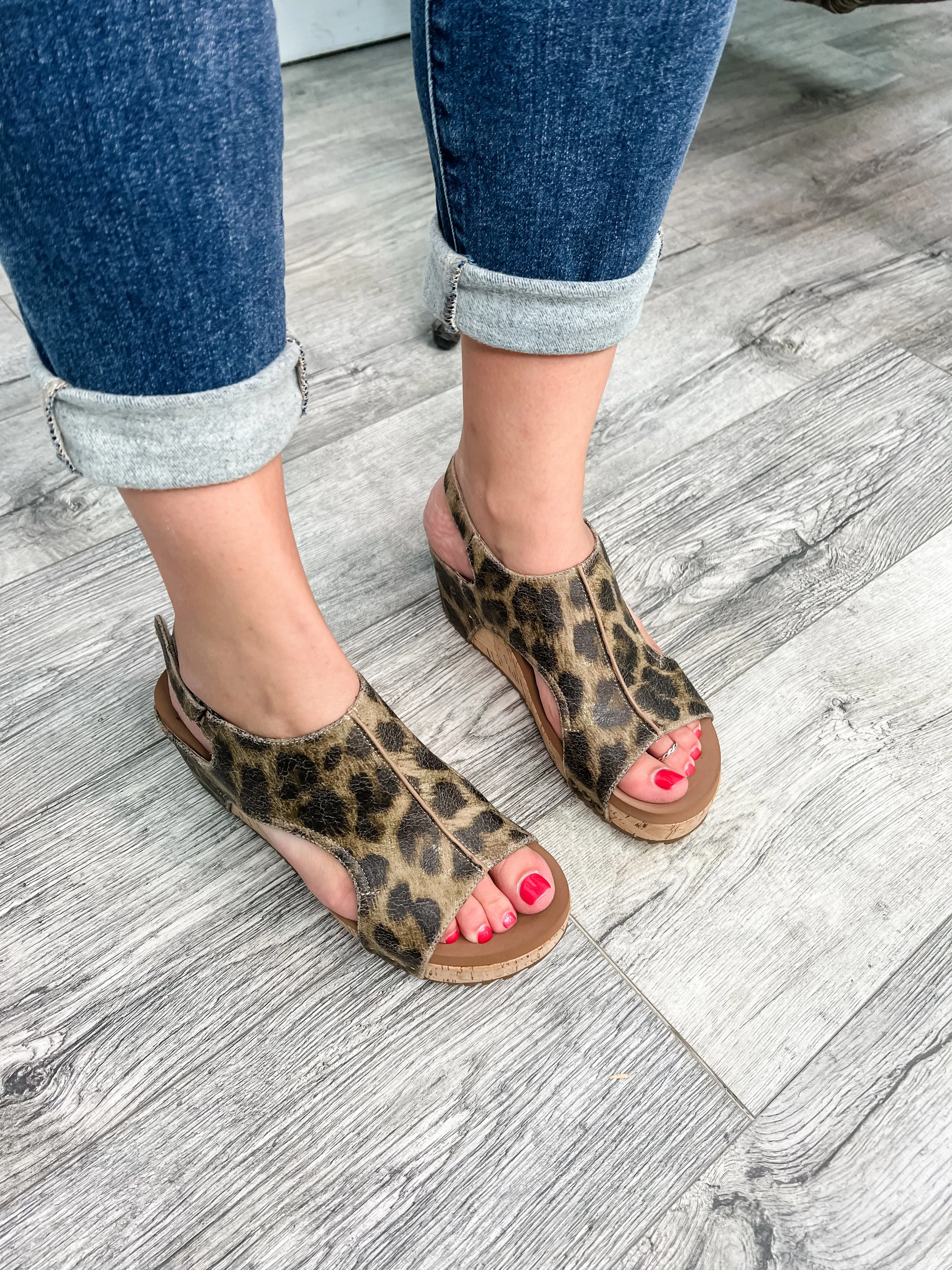 Corkys "Carley" Wedge Sandal (Washed Cognac Leopard)