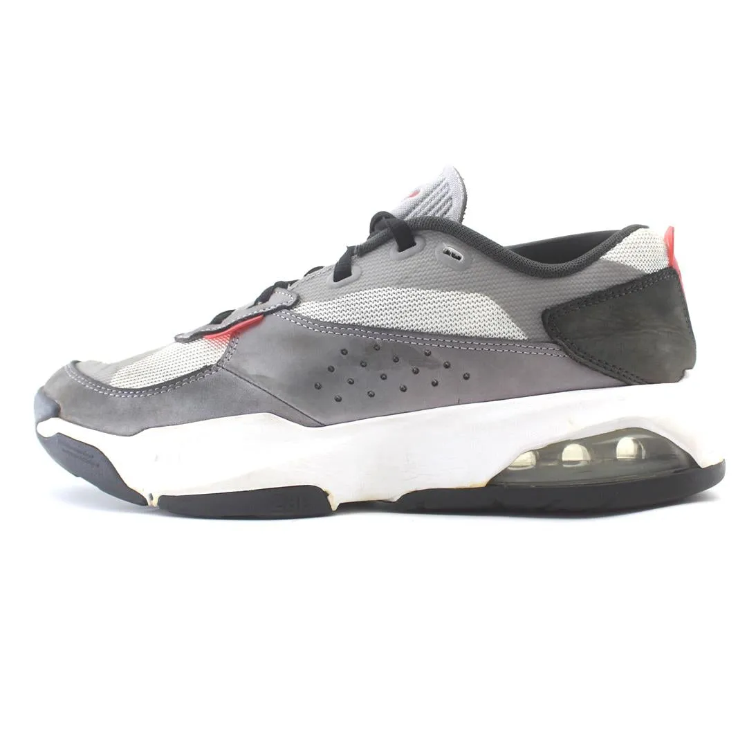 JORDAN AIR 200E