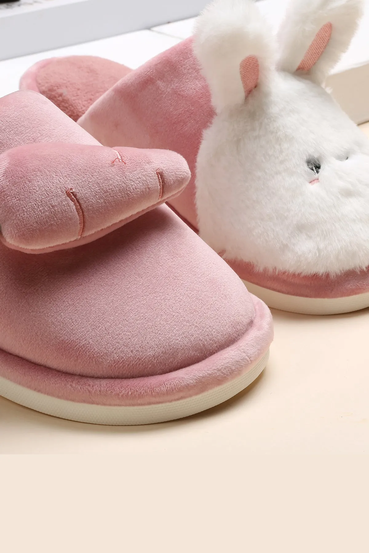 Lykke Home | Pink Rabbit & Carrot Slippers