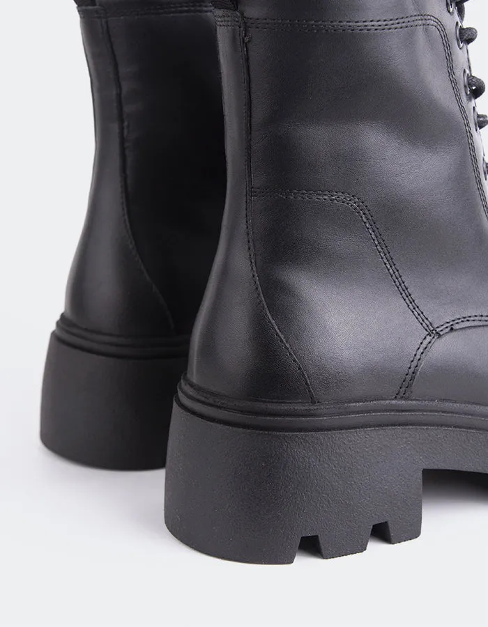 Marstrup Black Leather