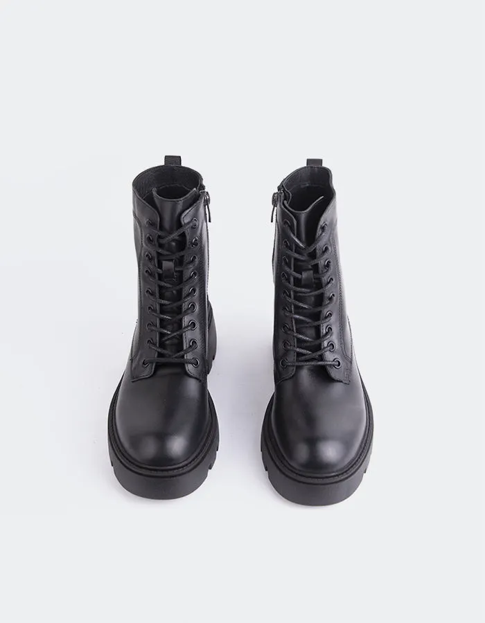 Marstrup Black Leather