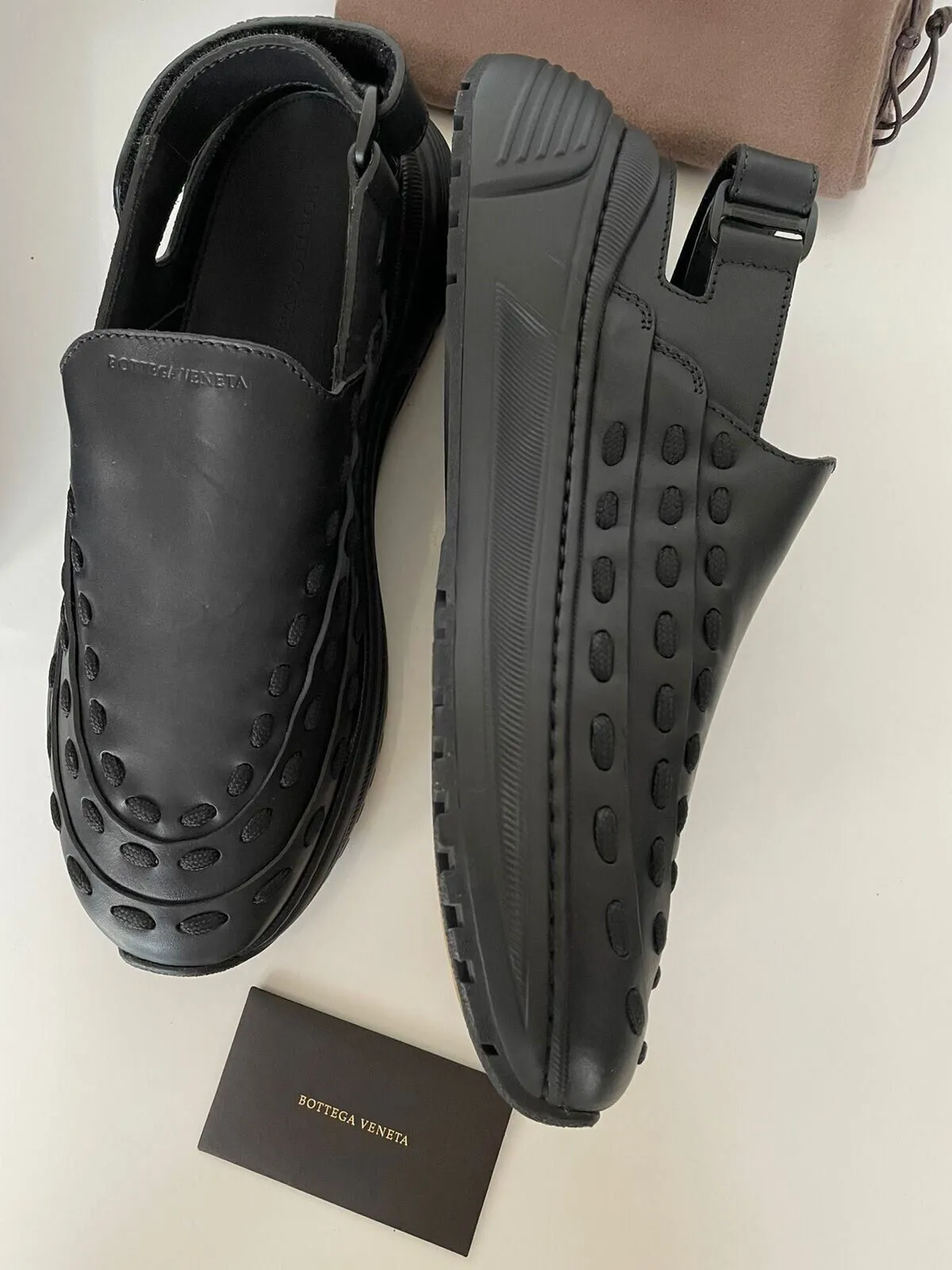 NIB $950 Bottega Veneta Mens Leather Black Sneakers Sandals 13 US (46 Eu) 578304