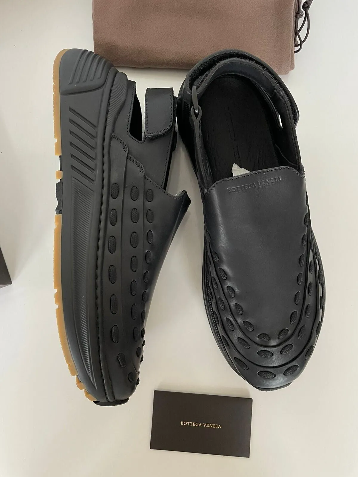 NIB $950 Bottega Veneta Mens Leather Black Sneakers Sandals 13 US (46 Eu) 578304