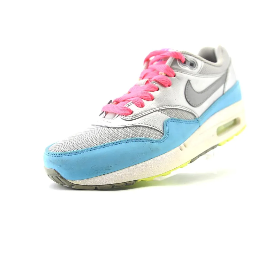 NIKE AIR MAX 1 FB