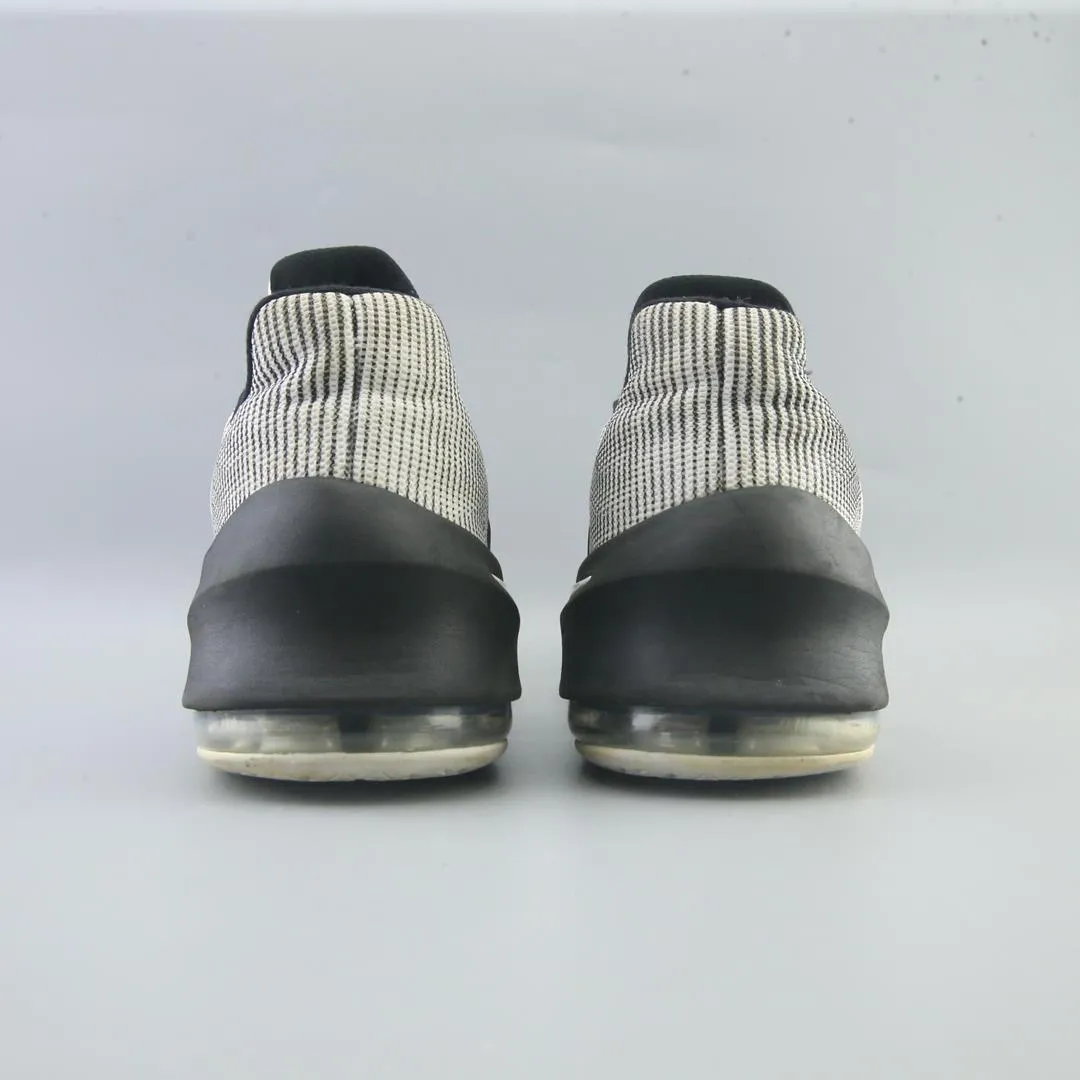 NIKE  AIR MAX INFURIATE 2 LOW
