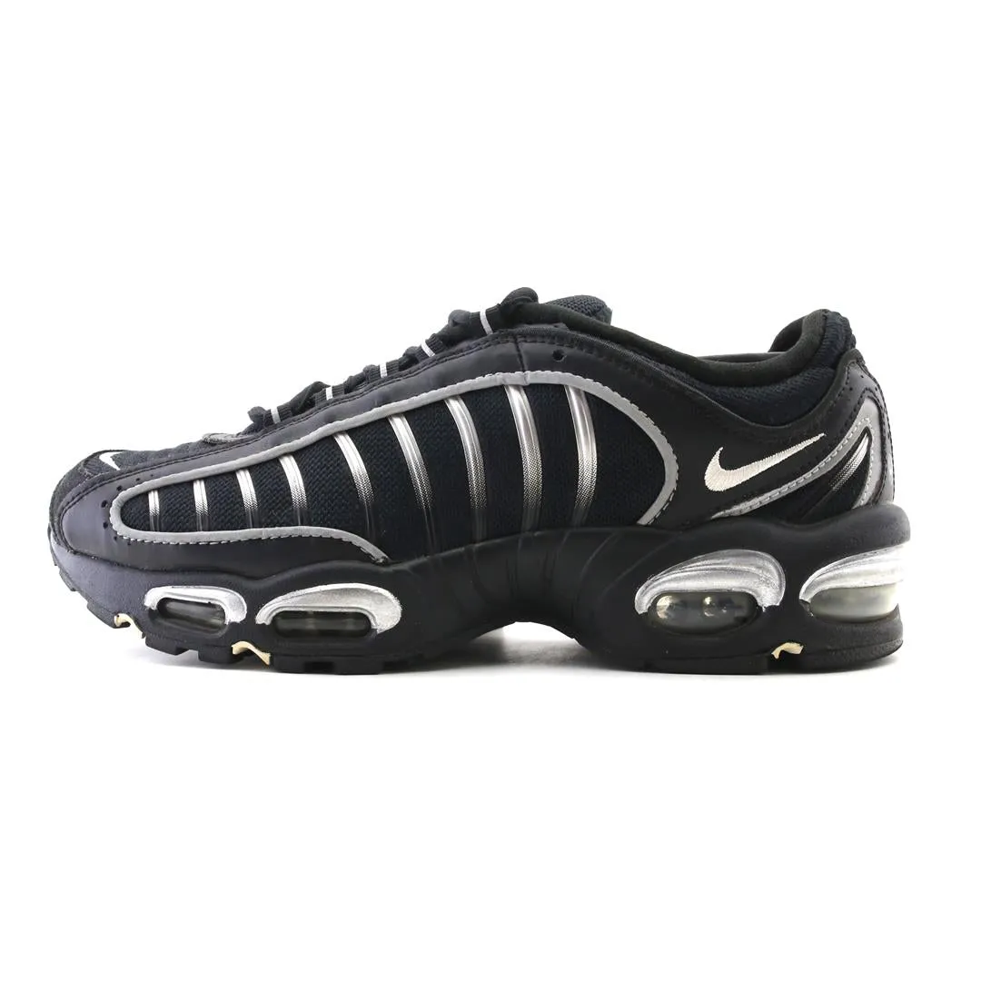 NIKE  AIR MAX TAILWIND 4