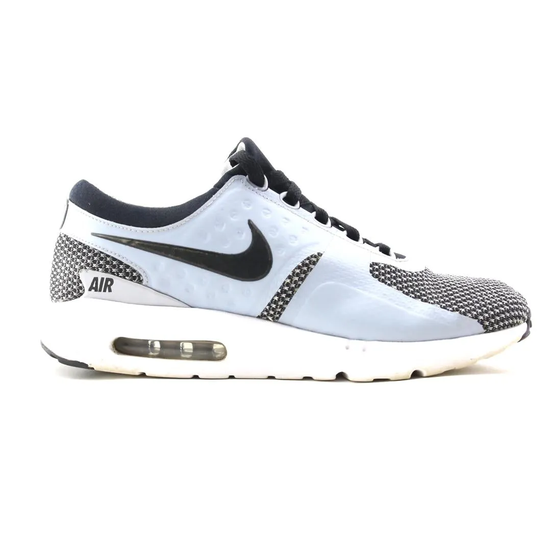 NIKE  AIR MAX ZERO ESSENTIAL