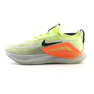 NIKE AIR ZOOM FLY 4