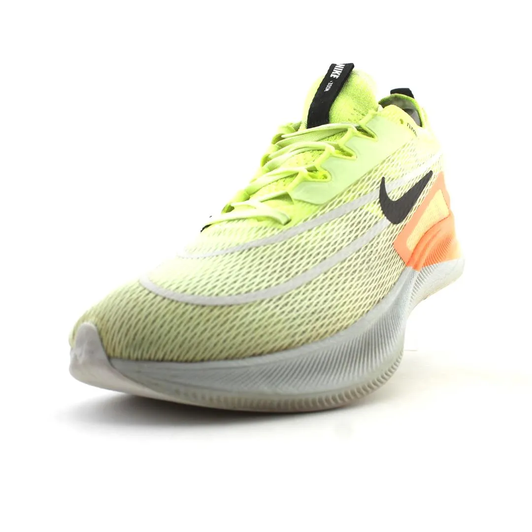 NIKE AIR ZOOM FLY 4