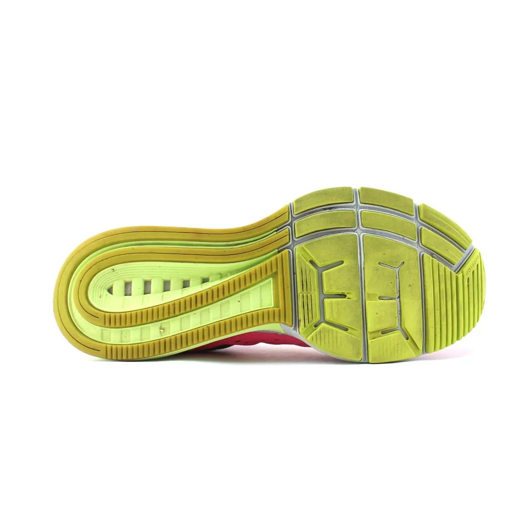 NIKE AIR ZOOM VOMERO 10