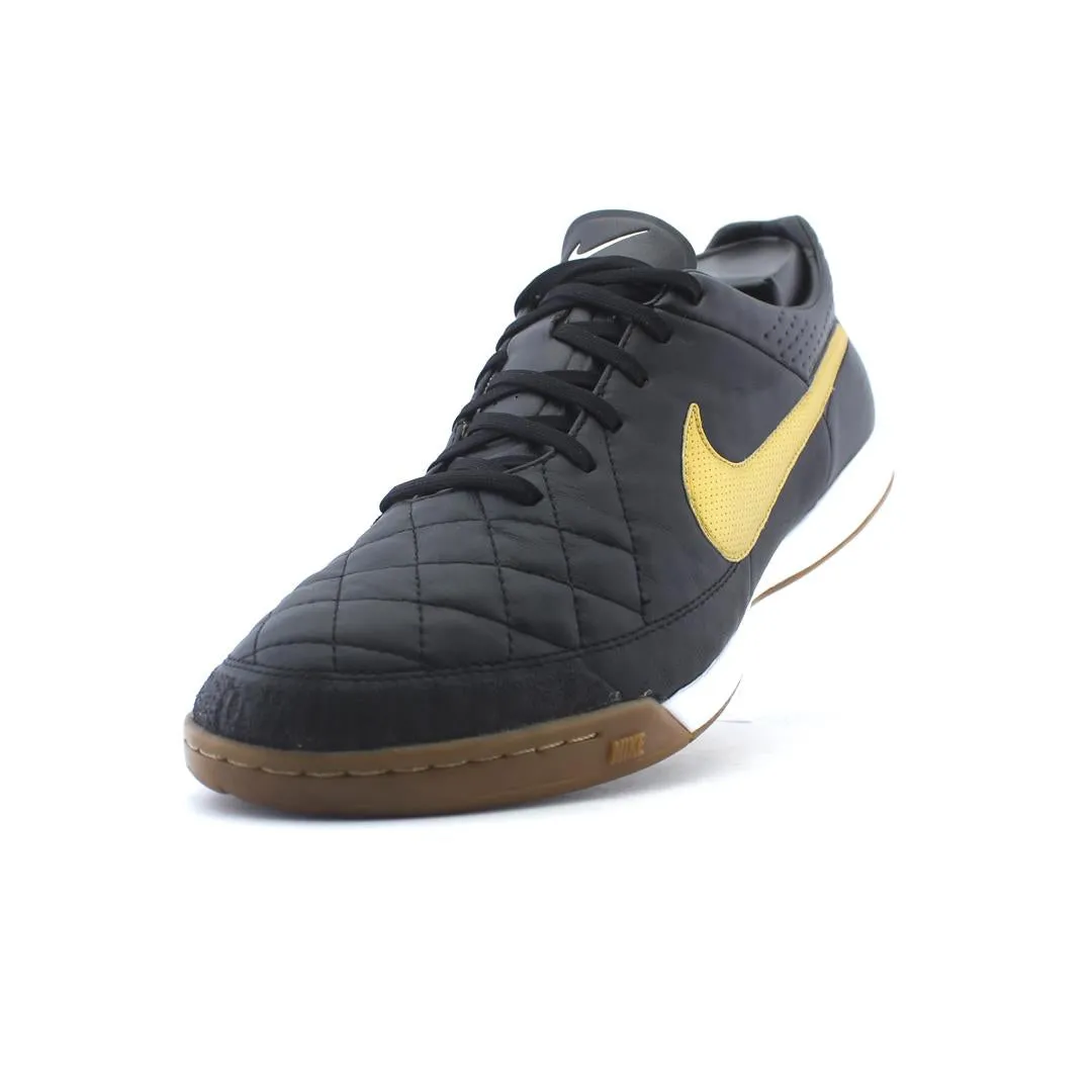 NIKE HYPERSHIELD