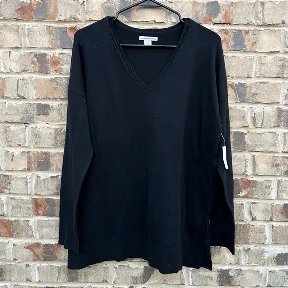 NWT Black V-Neck Lightweight Sweater XL