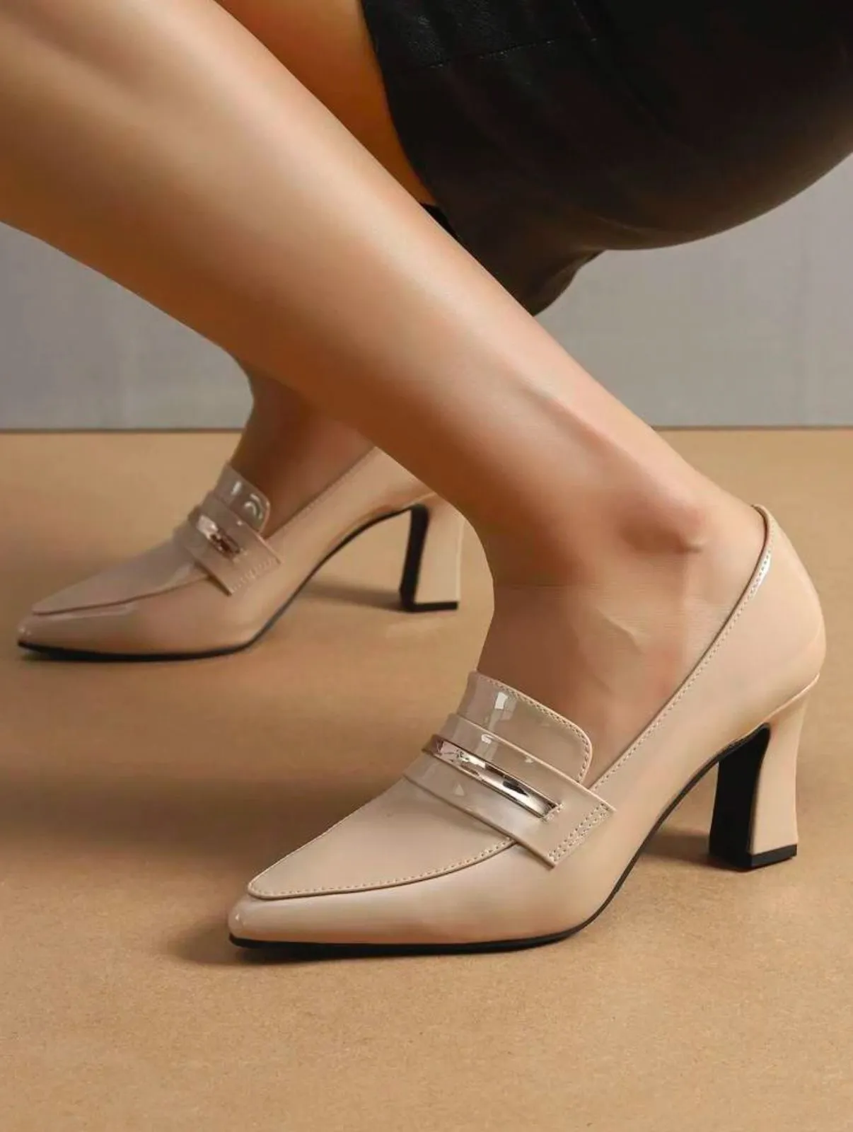Ony خصم اخر قطعه- Women Minimalist Loafers, Artificial Patent Leather Point Toe Chunky Heeled Elegant Pumps