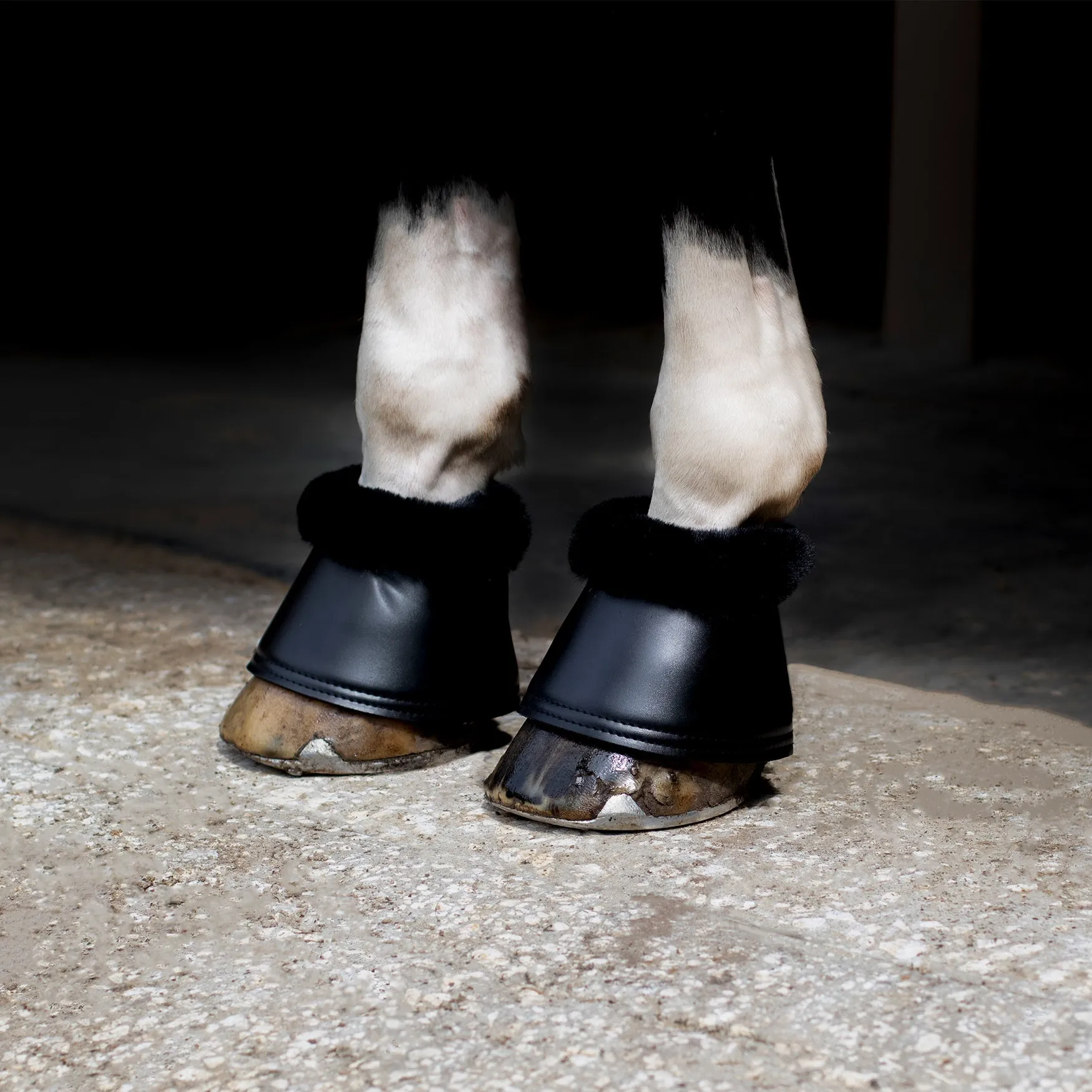 PRO4MANCE | Black Fleece Bell Boots
