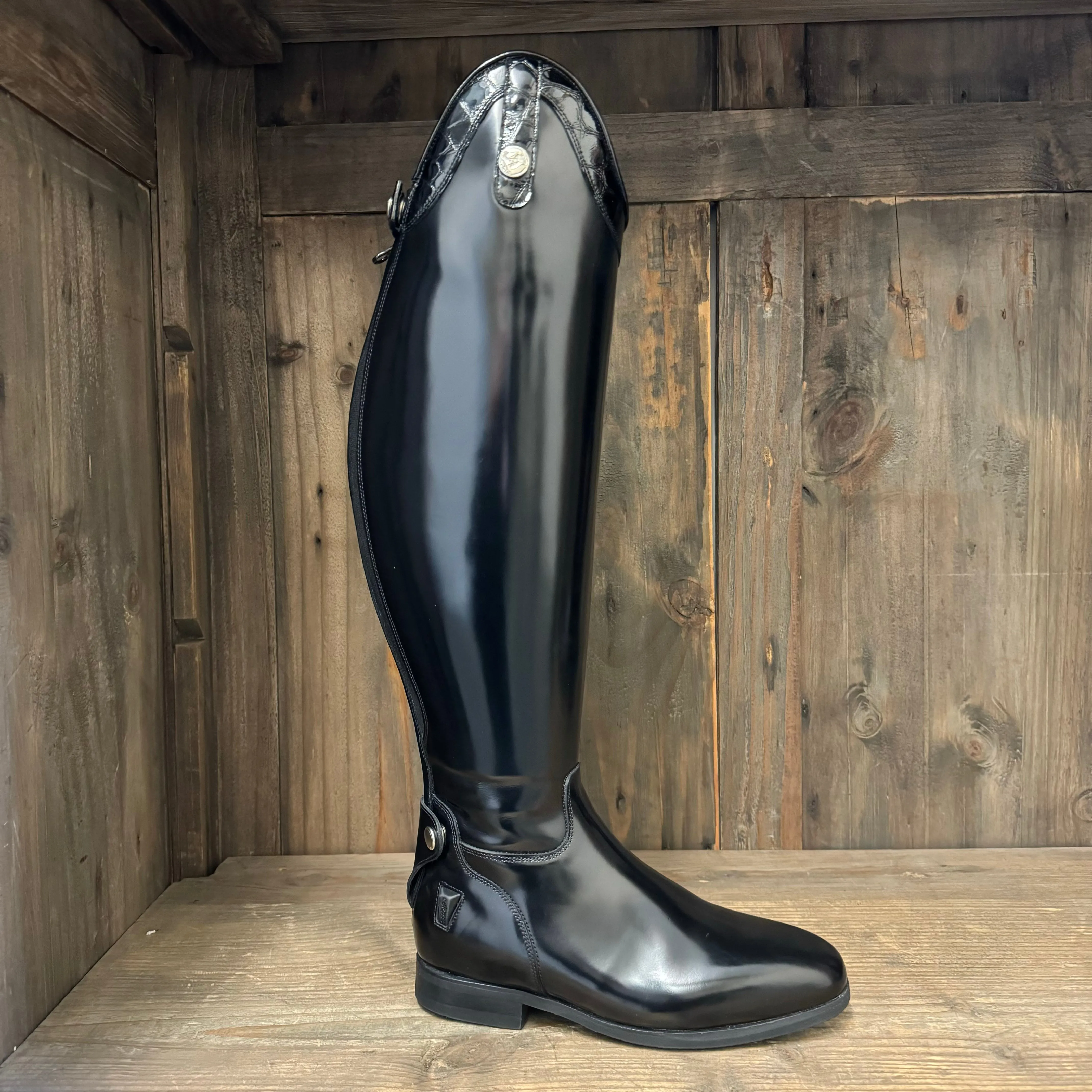 Shoe 37.5 Calf 38 Height 46