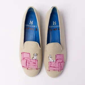 Slipper Painted Lap Dog / 35