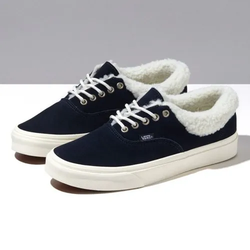 Vans UA Authentic Sherpa Cozy Hug Parisian Night VN0A5JMRJDU