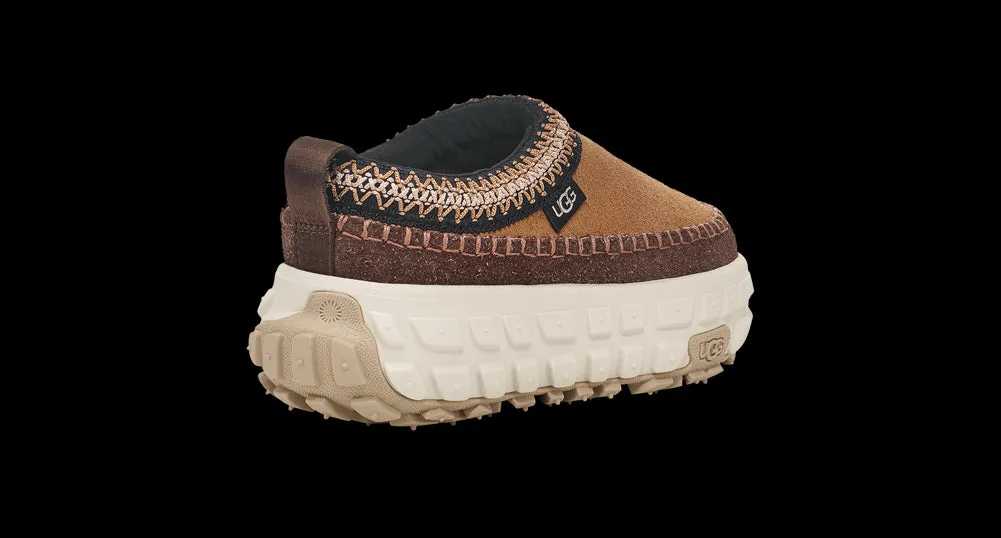Venture Daze in Chestnut/Ceramic by UGG