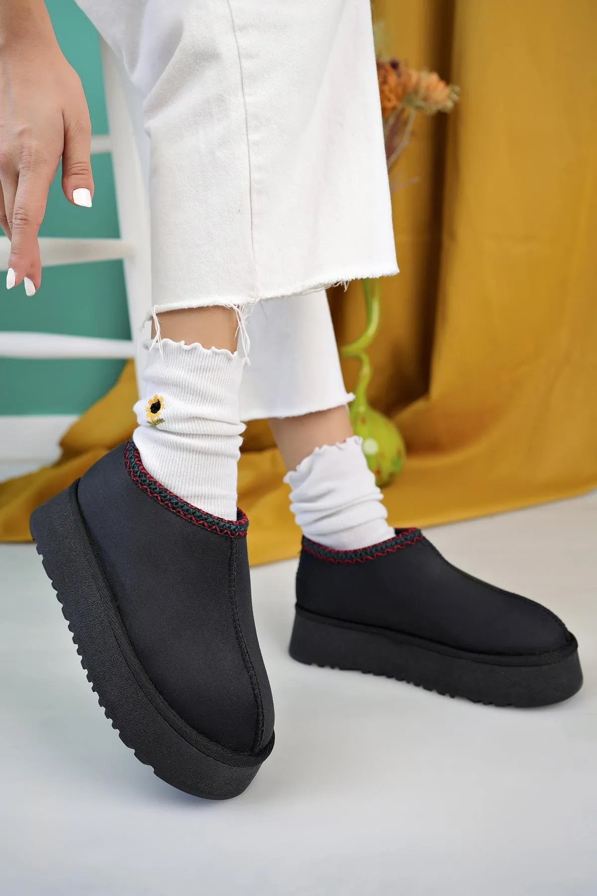 Women's Black Suede Half Boots Thick Sole Furry Shoes