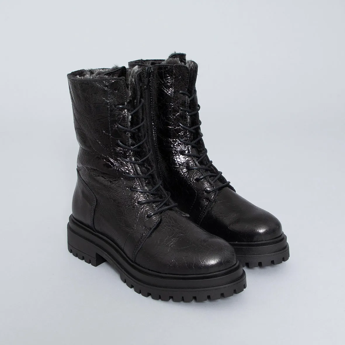 Yorky Black Metallic